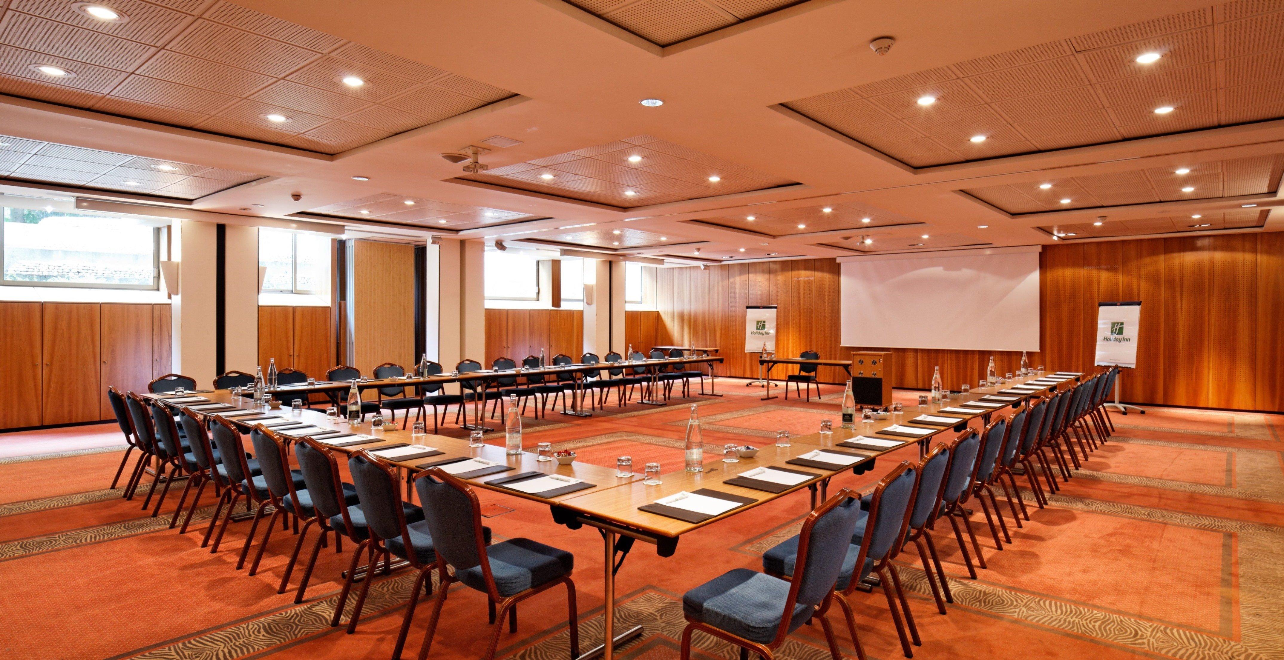 Doubletree By Hilton Paris Bougival Hotell Eksteriør bilde