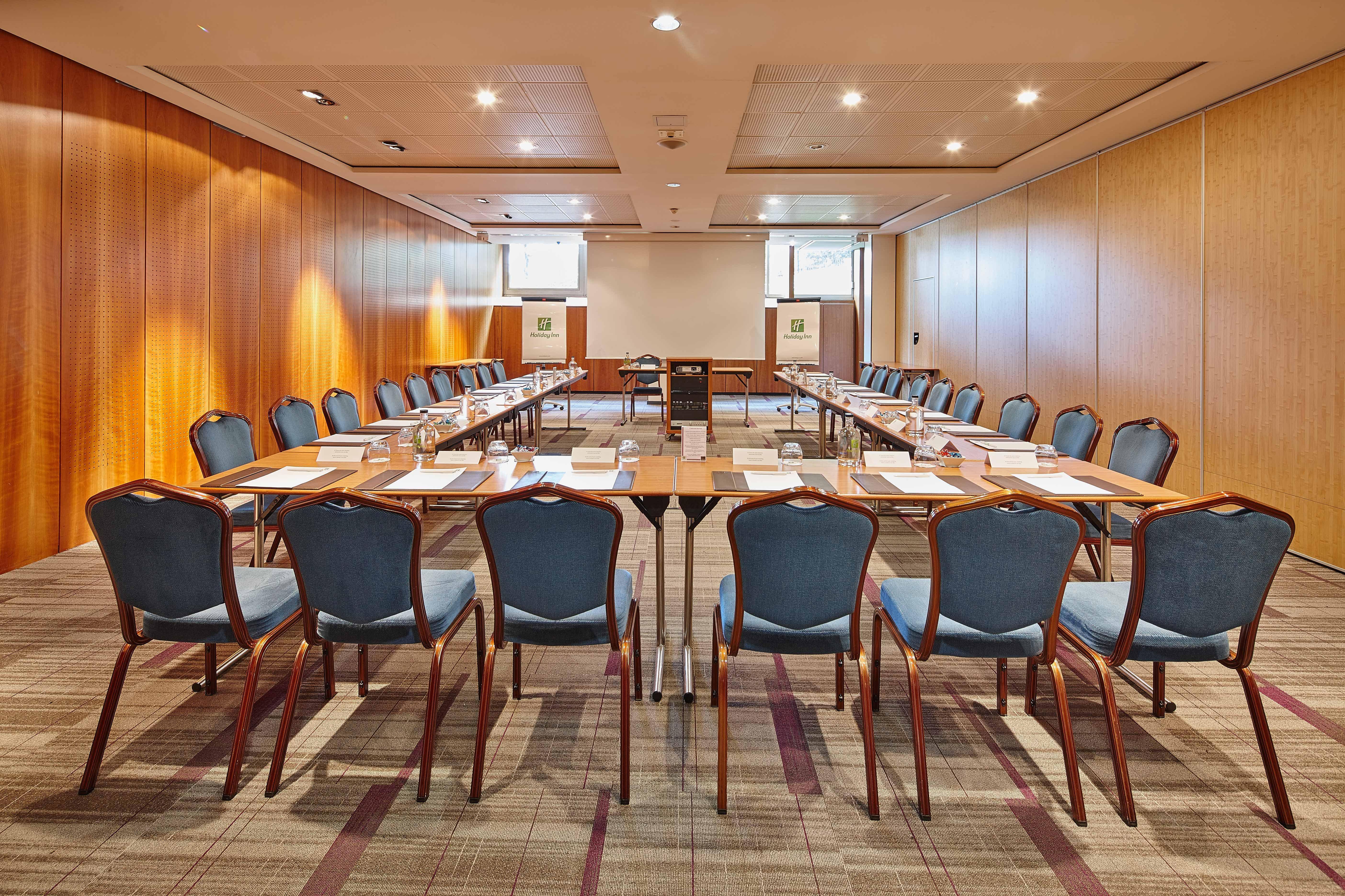 Doubletree By Hilton Paris Bougival Hotell Eksteriør bilde