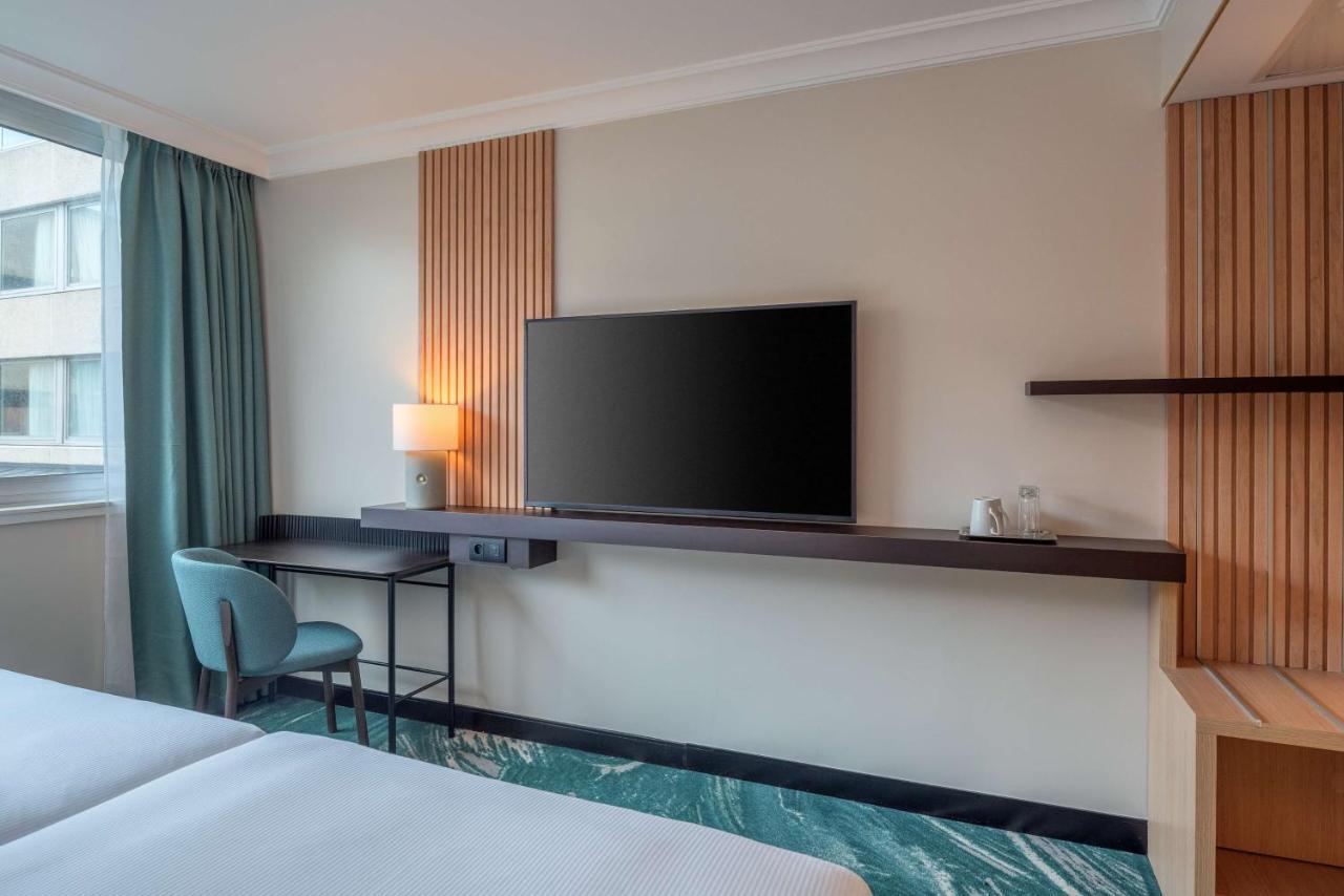 Doubletree By Hilton Paris Bougival Hotell Eksteriør bilde